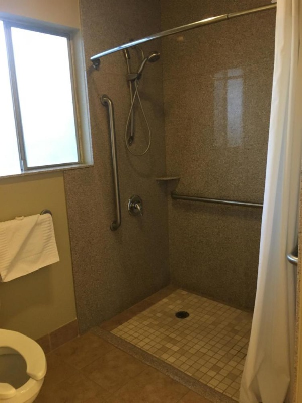 Vino Inn & Suites image 34